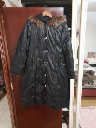 Abrigo de plumas de oca largo