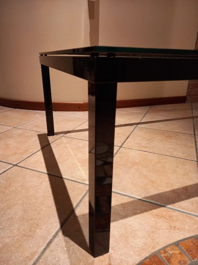 Tavolino in cristallo