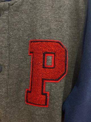 Chaqueta universitaria