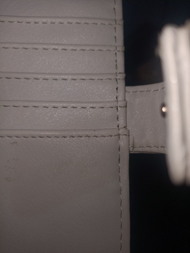 Portafoglio bianco Carpisa 