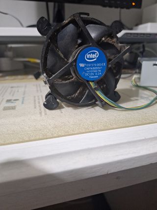 Ventilador y disipador térmico sobremesa