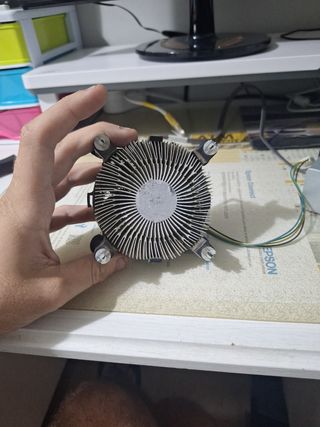 Ventilador y disipador térmico sobremesa