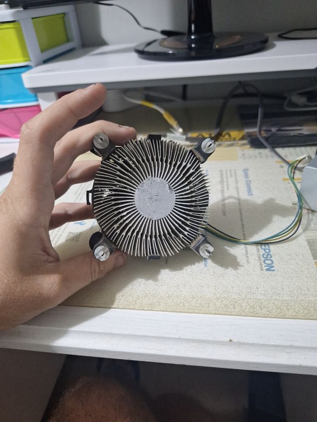 Ventilador y disipador térmico sobremesa