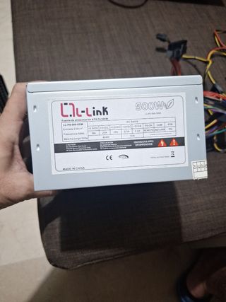 Fuente alimentación sobremesa