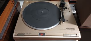 Amplificador + tocadiscos MARANTZ de 1983.