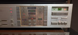 Amplificador + tocadiscos MARANTZ de 1983.