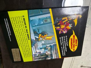 Libro El Misterio del Traje Amarillo