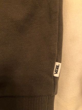 Sudadera Vans verde militar talla L corta 