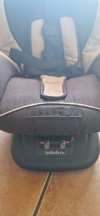 Silla Grupo 1 (9-18 kgs) con Isofix