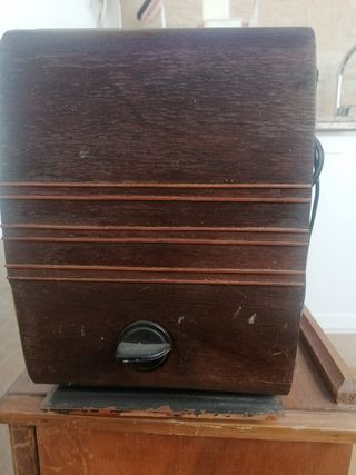 Radio antigua askar mod 439-a
