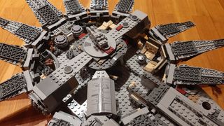 LEGO 75105 STAR WARS HALCON MILENARIO