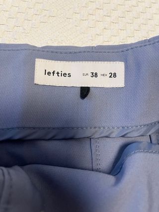 Pantalón pinzas Lefties