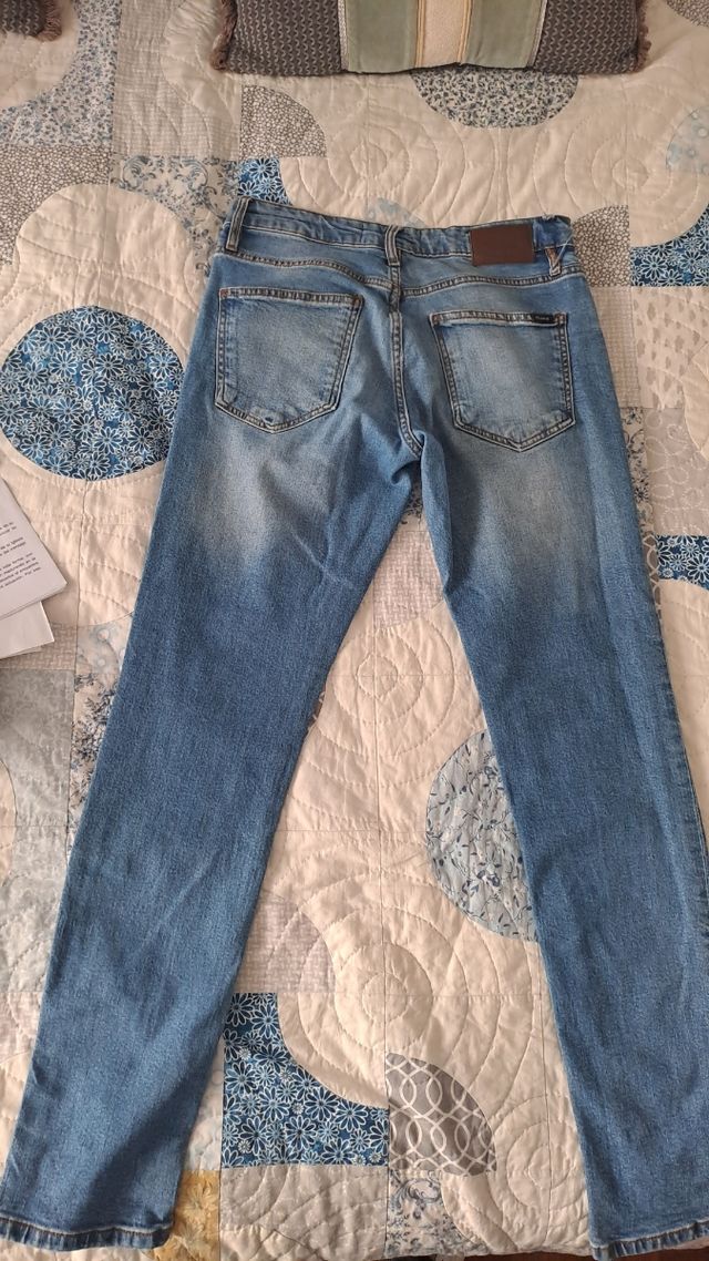 Vaqueros Pull&Bear chico talla 38