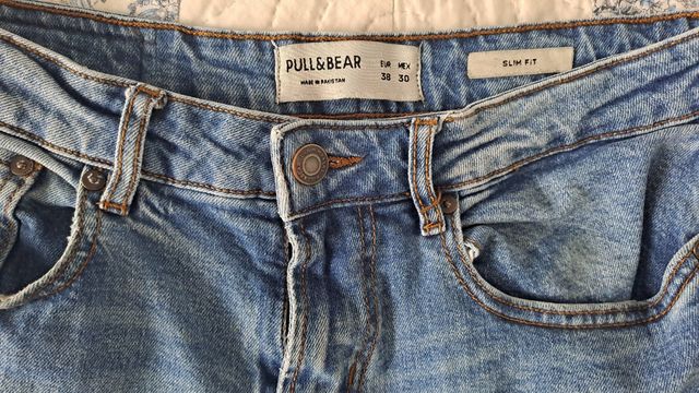 Vaqueros Pull&Bear chico talla 38
