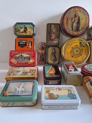 Lotto da collezione scatole di latta