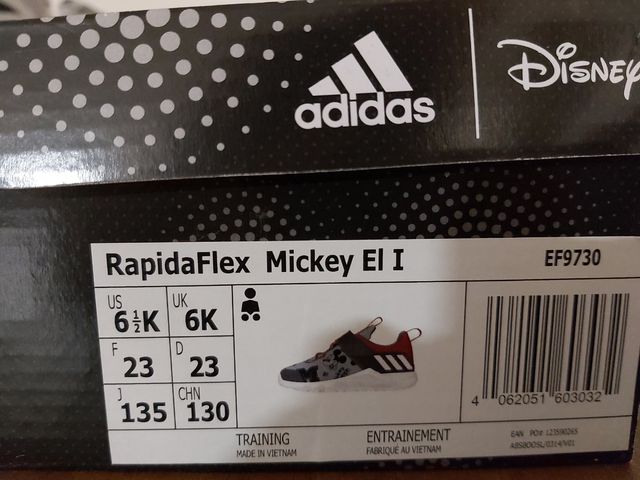 Deportivas Adidas. Talla 23