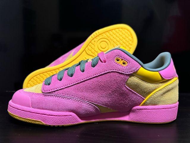 Reebok club c bluc pink a estrenar