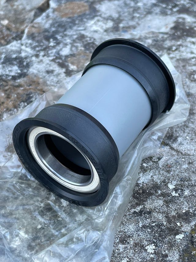 Pedalier FSA PressFit BB30