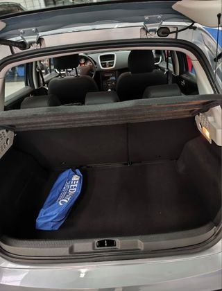 Peugeot 207 2010