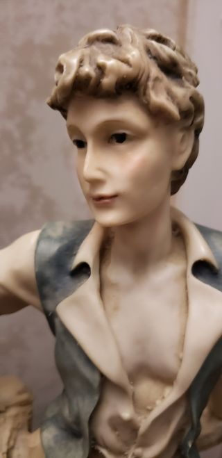 Figura grande novios de resina