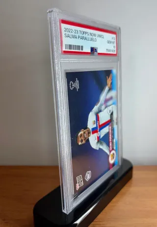 ⚽ Cromo Salma Paralluelo #13 👉 PSA 10