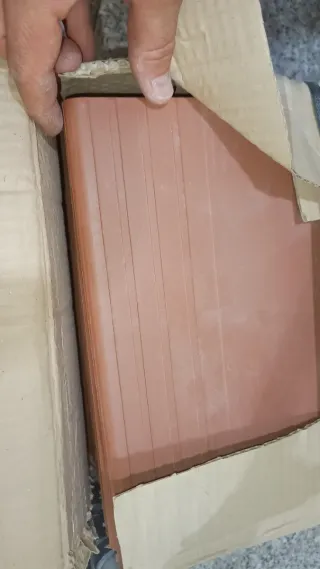 91 Baldosas suelo + 10 peldaños Benesol C2 E Gres