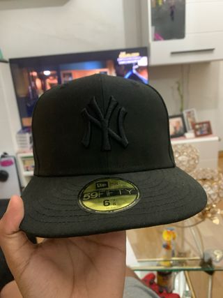 Gorra 6-7/8 para niños nueva