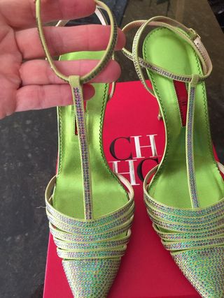 Zapatos Carolina Herrera.
