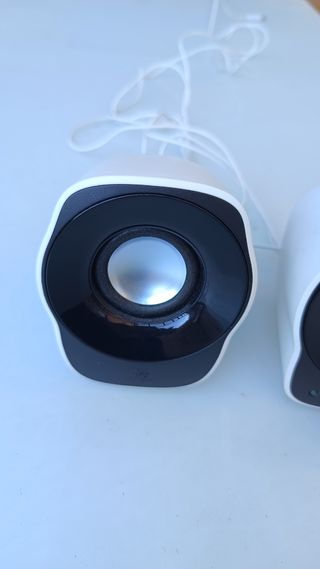 Altavoces Logitech