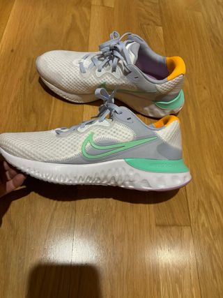 Zapatillas runing renew
