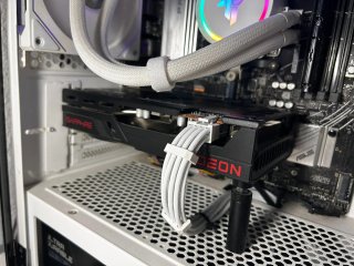 Sapphire PULSE AMD Radeon RX 6600 8GB GDDR6