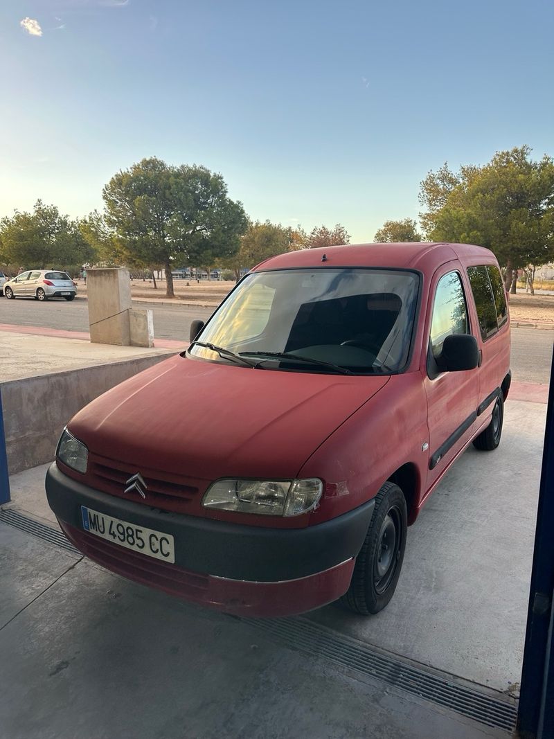 Citroen Berlingo 2000 - foto 1
