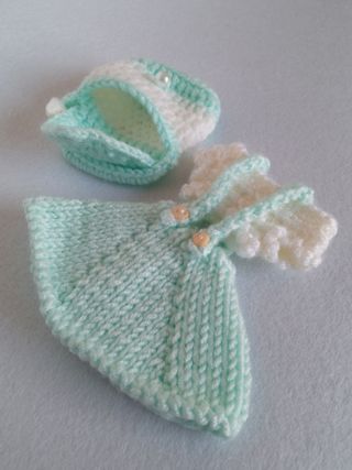 Peto de falda verde, top y bolso - Blythe