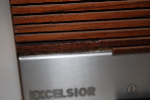 Dispositivo musicale a filo di Telefónica con altoparlante