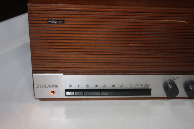 Dispositivo musicale a filo di Telefónica con altoparlante