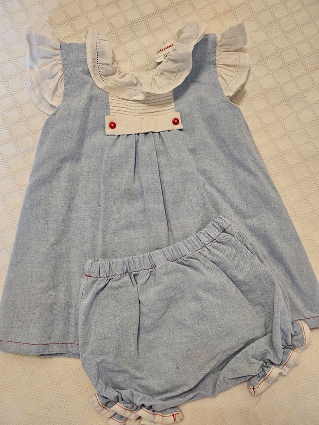 Vestidos talla 18/24 meses. Pvp por vestidop