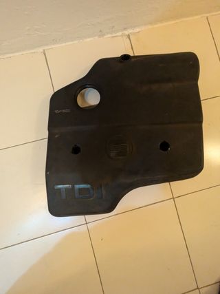 Tapa de motor Seat Córdoba