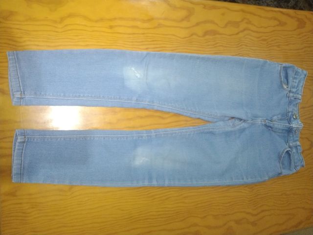 Lote 4 pantalones vaqueros T.9-10
