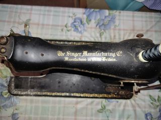 Maquina de coser singer