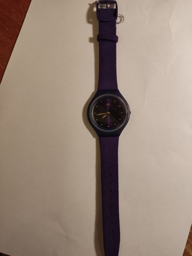 Reloj marca Swatch modelo skin.