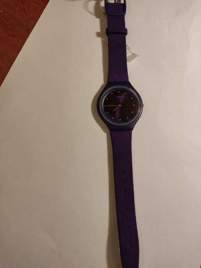Reloj marca Swatch modelo skin.