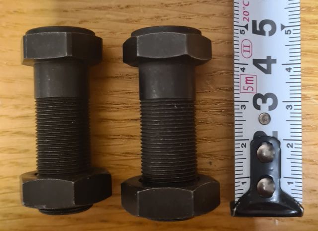 PAR CASQUILLOS RECEPTORES EJE 12mm