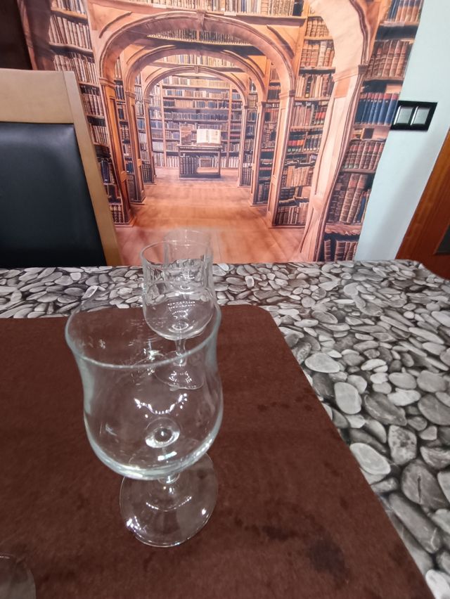 Copas de cristal.27 y otras por separado