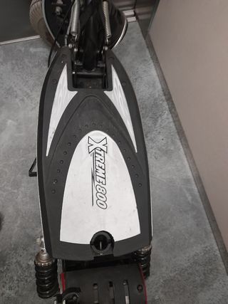 Patinete EXTREME 800 con sillin