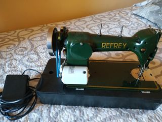 Macchina da cucire Refrey