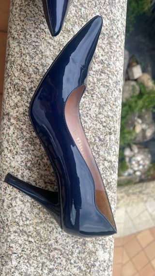 Tacones de piel azul eléctrico LODI