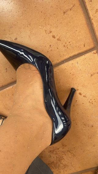 Tacones de piel azul eléctrico LODI