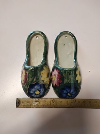 Scarpette ceramica porta chiavi