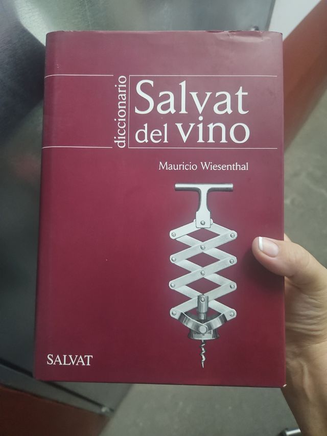 DICCIONARIO DEL VINO-SALVAT