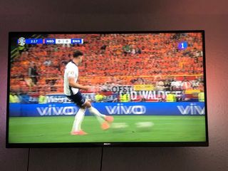 SMART TV LED PHILIPS FullHD 1080 CON AMBILIGHT